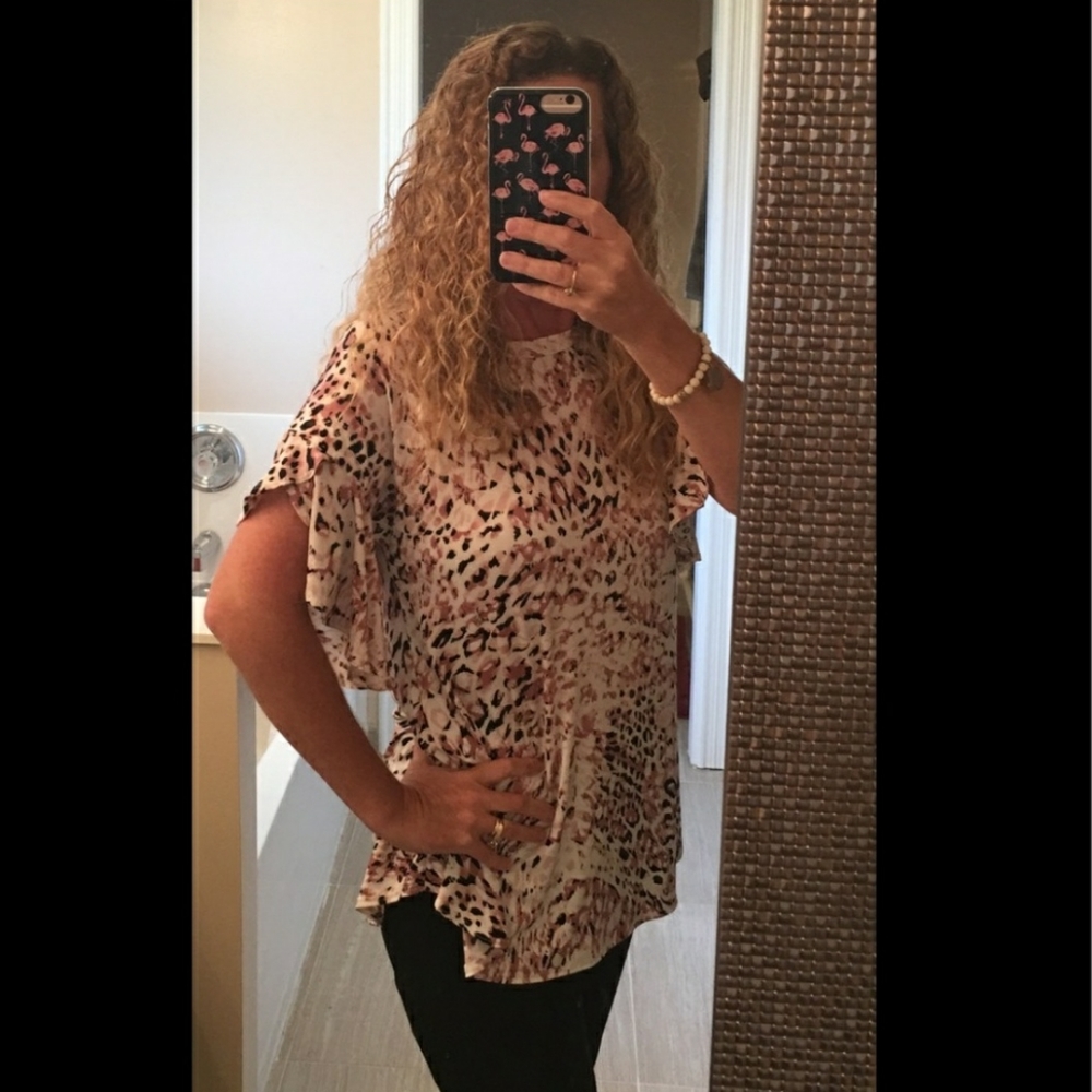 Pink Leopard Print Tops - Picture 4 of 5